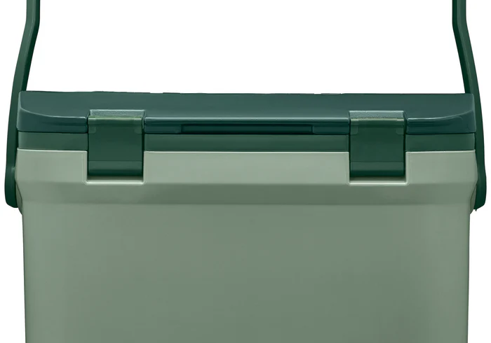 B2B_Web_PNG-The-Easy-Carry-Outdoor-Cooler-16QT-Stanley-Green-Front.webp